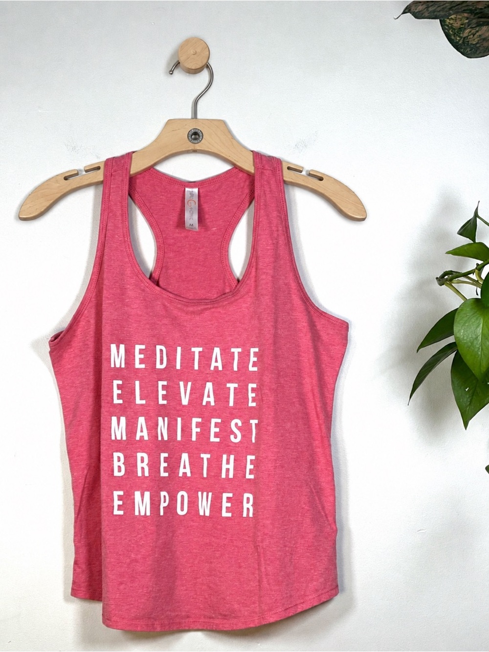 Guru Active Meditate Elevate Manifest Racerback Tank Top Medium